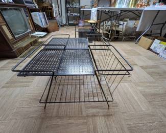 Matching Set of MCM Metal End Table with Magazine/Newspapers/Records Rack