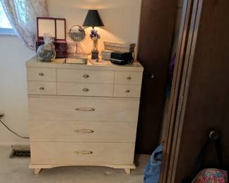 MCM Blonde Chest of Drawers. In REALLY Good Condition