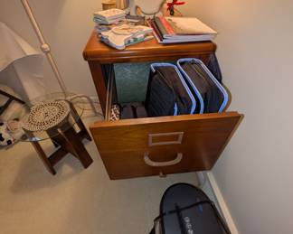 Solid Wood 2 Drawer File Cabinet