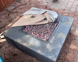 Gas Fire Pit with Hidden Tank Table