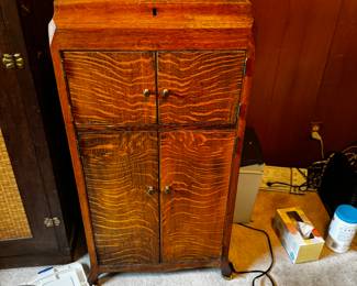 Victrola Player Cabinet without mechanical piece
