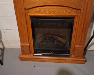 Excellent condition Very
Pretty and functional electric fireplace