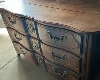 Antique 3 drawer dresser 