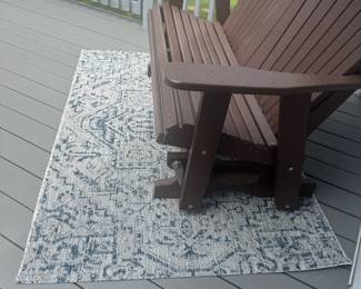 Small outdoor rug $25