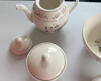 Martha Stewart Hydrangea set $15