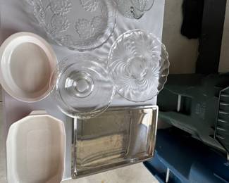 Lot of baking dishes, and stands.   $5 for lot. 