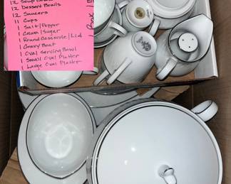 Noritake Sonoma China dish set