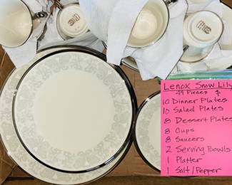 Lenox Snow Lily China dish set