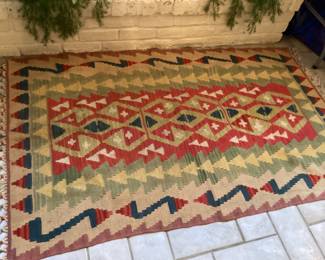Hurried rug