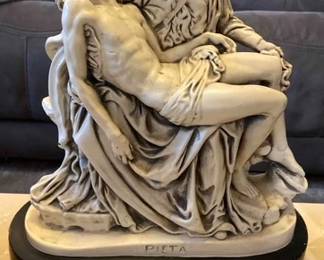 "Pieta" Madonna and Christ statue 