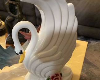 Italian swan vase 