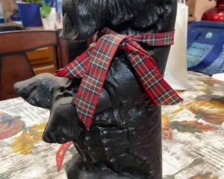 Cast iron "Scottie" door stop