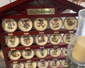 Hummel miniature plate set - complete 