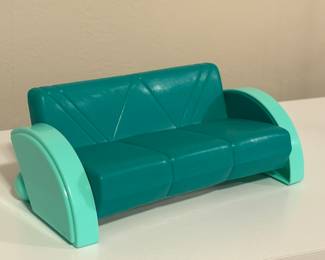 Vtg. 1986 Barbie Green Sofa 