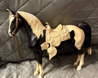 Vtg. Mattel Barbie Breyer Horse Western Pony #41 Pinto Black & White w/Saddle, Reins, (broken) Chain 