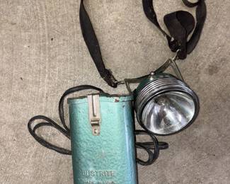 Vtg 1940’s USA Headlamp/Battery Pack!
