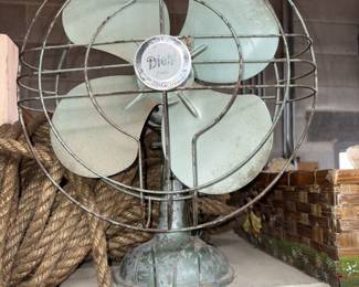 Vtg Diehl Oscillating Fan!