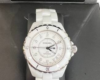 Watch (close)