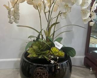 Large Asian Stoneware Pot