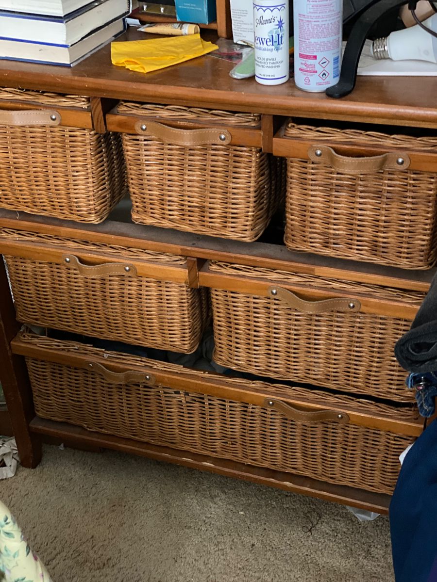 Rattan shelf organizer