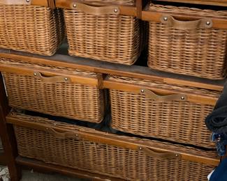 Rattan shelf organizer
