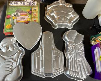 Wilton Cake Pans- Star Wars, Holly Hobbie, Cookie Monster, Superman, Bugs Bunny