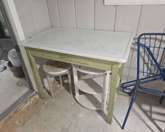 enamel bakers table