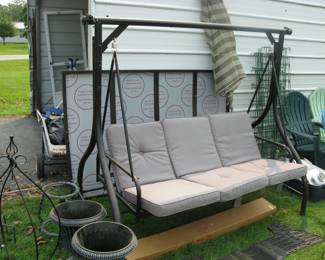 Yard Swing