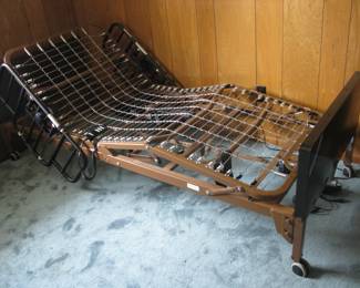 Electric Hospital Bed w/Mattrass