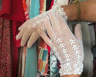 Lace Gloves