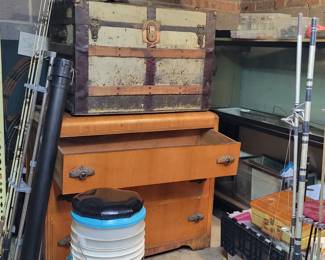 Vintage chest of drawers, multiple aquariums 