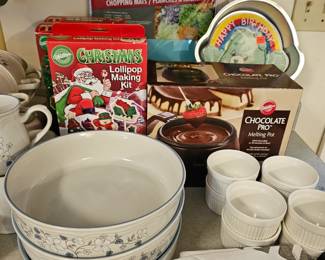 Baking Kits, Cookware, Tea cups