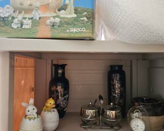 Salt & Pepper Shakers, Vases