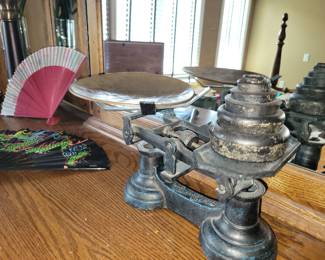 Antique scale
