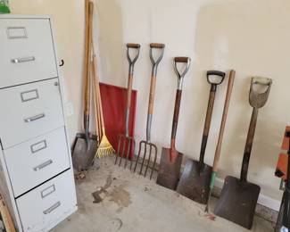 Lawn & garden supplies
