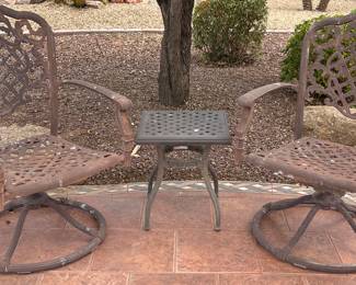 Patio Swivel Chairs pr, End Table