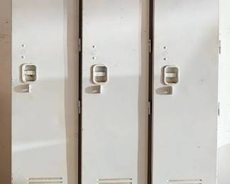 Heavy Duty Metal Locker. Dont Miss This One