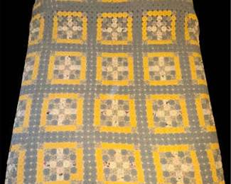 Incredible Vintage Handmade YoYo Quilt  Yellow  Gray  Excellent Condition  88 x 76 