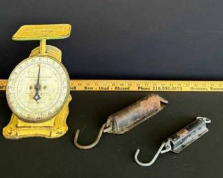 Vintage Farmhouse Scales Landers, Ferry  Clark, John Tilton