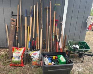 Gardeners Dream Tool Kit  Extensive Yard  Garden Lot