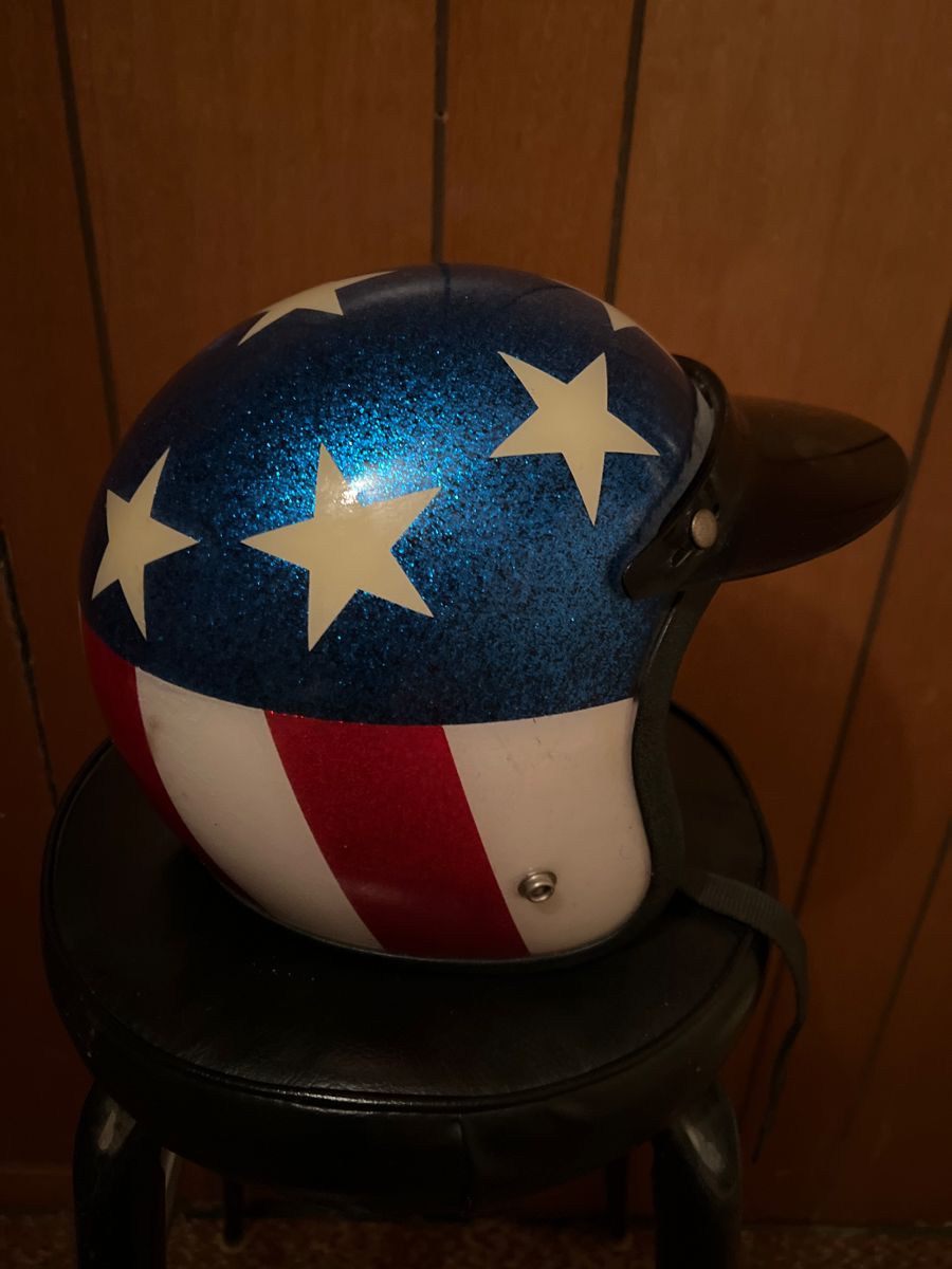 Vintage Captain America/Easy Rider Motorcycle Helmet