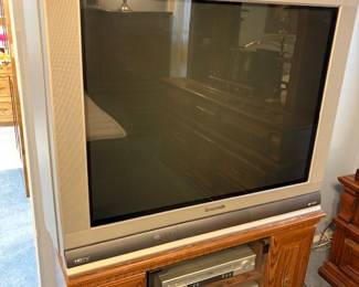 Panasonic Tau 35" Retro Gaming HD TV