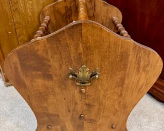 Solid Large Wood Traditional Magazine Rack.