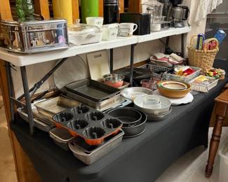 Bakeware/Cookware.