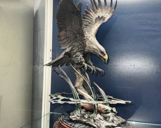 "Pride & Passion" Bronze Eagle Orlando Estate Auction