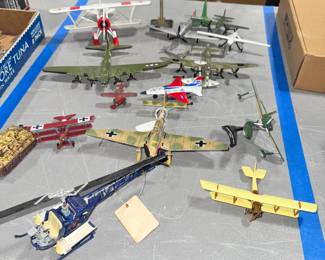 Metal Airplanes Orlando Estate Auction