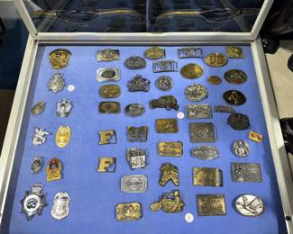 Belt Buckles & Badges Orlando Estate Auction