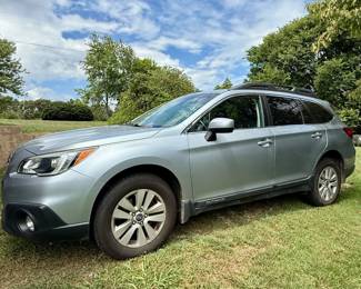 2015 Subaru Outback with only 61,605 miles