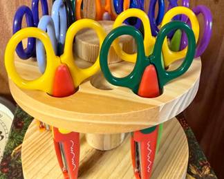 Patterned Edge Craft Scissors with Stand