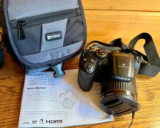 Fujifilm Finepix S4800 Digital Camera